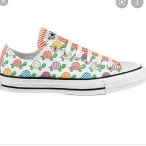 GUC WOMEN’S 11/ MEN’S 9 CONVERSE ALL-STAR SHOES